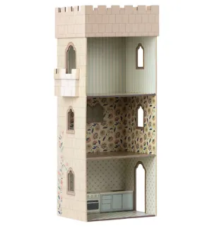 Castle with Kitchen
