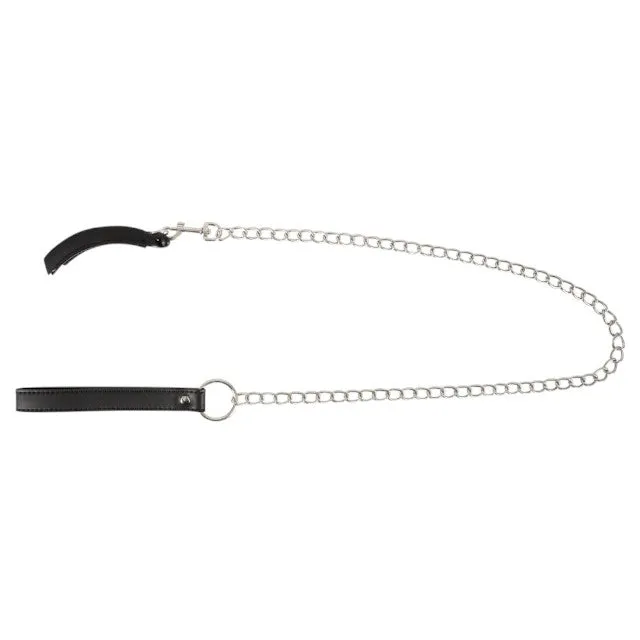 Clemă pentru labii BAD KITTY Pussy Clamp with a Leash. pentru jocuri erotice BDSM. cu lesă din lanț și piele ecologică. negru cu argintiu