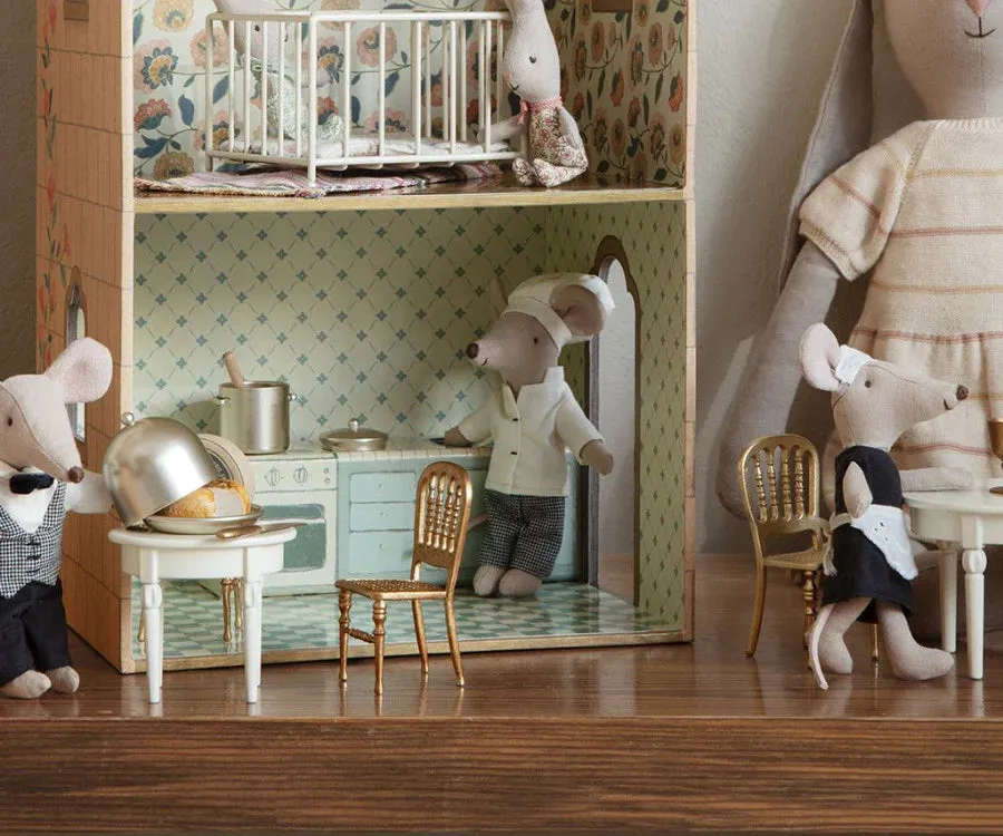 Gold Chair Mouse - One
