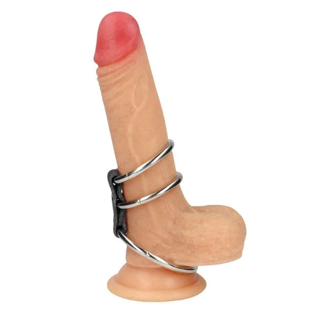 Inel pentru penis KINK Triple Metal Penis Ring. din piele cu 3 inele de metal. pentru jocuri erotice și BDSM. 3.7 - 5 cm. argintiu cu negru