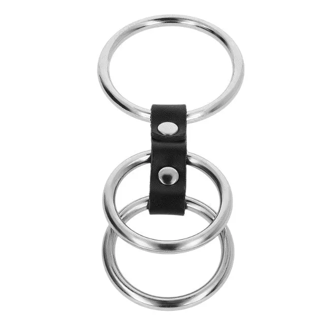 Inel pentru penis KINK Triple Metal Penis Ring. din piele cu 3 inele de metal. pentru jocuri erotice și BDSM. 3.7 - 5 cm. argintiu cu negru