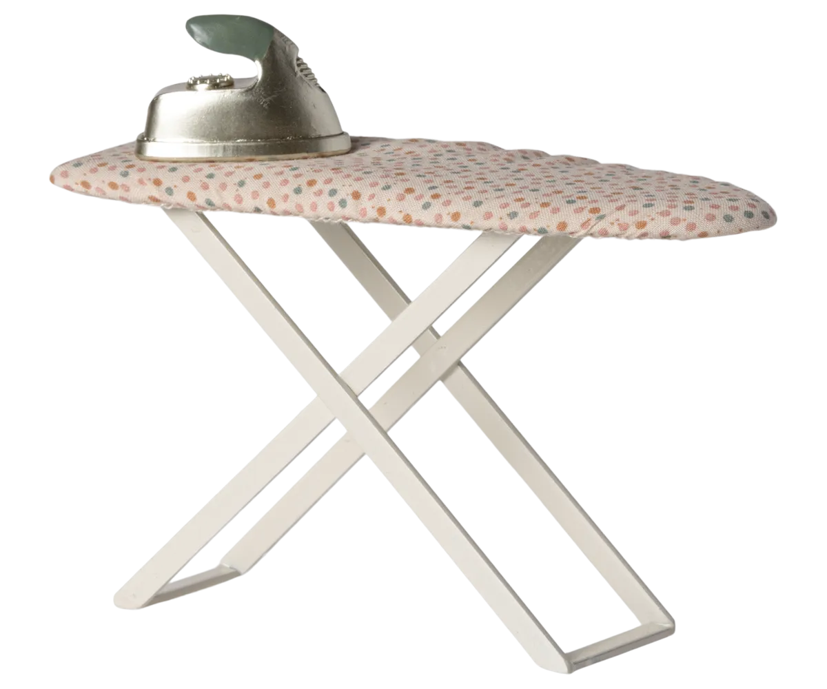 Iron and Ironing Board, Mouse - Pink