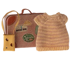 Knitted Dress And Bag in Suitcase, Big Sister Mouse