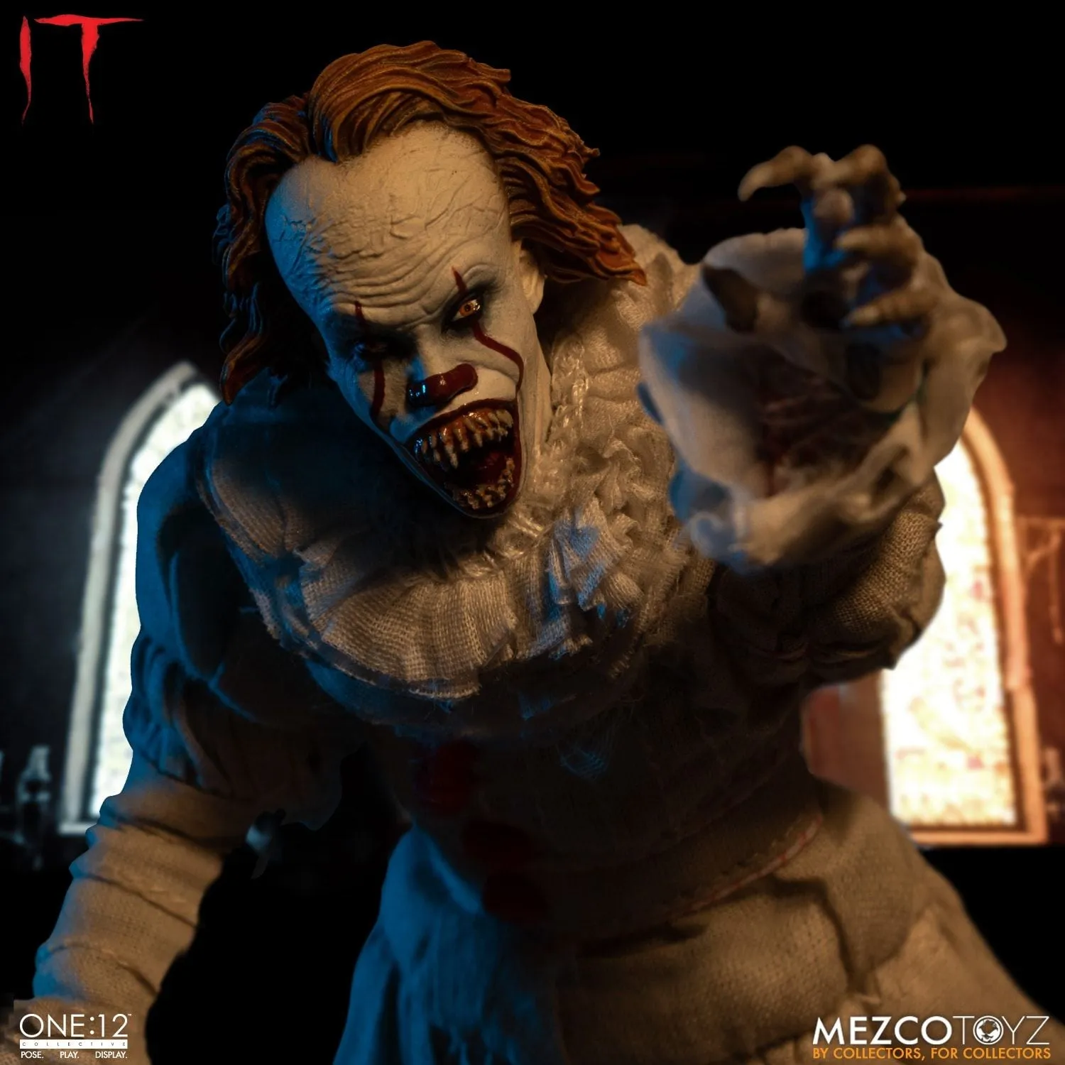 Mezco Toyz ONE:12 Collective: IT: Pennywise Action Figure