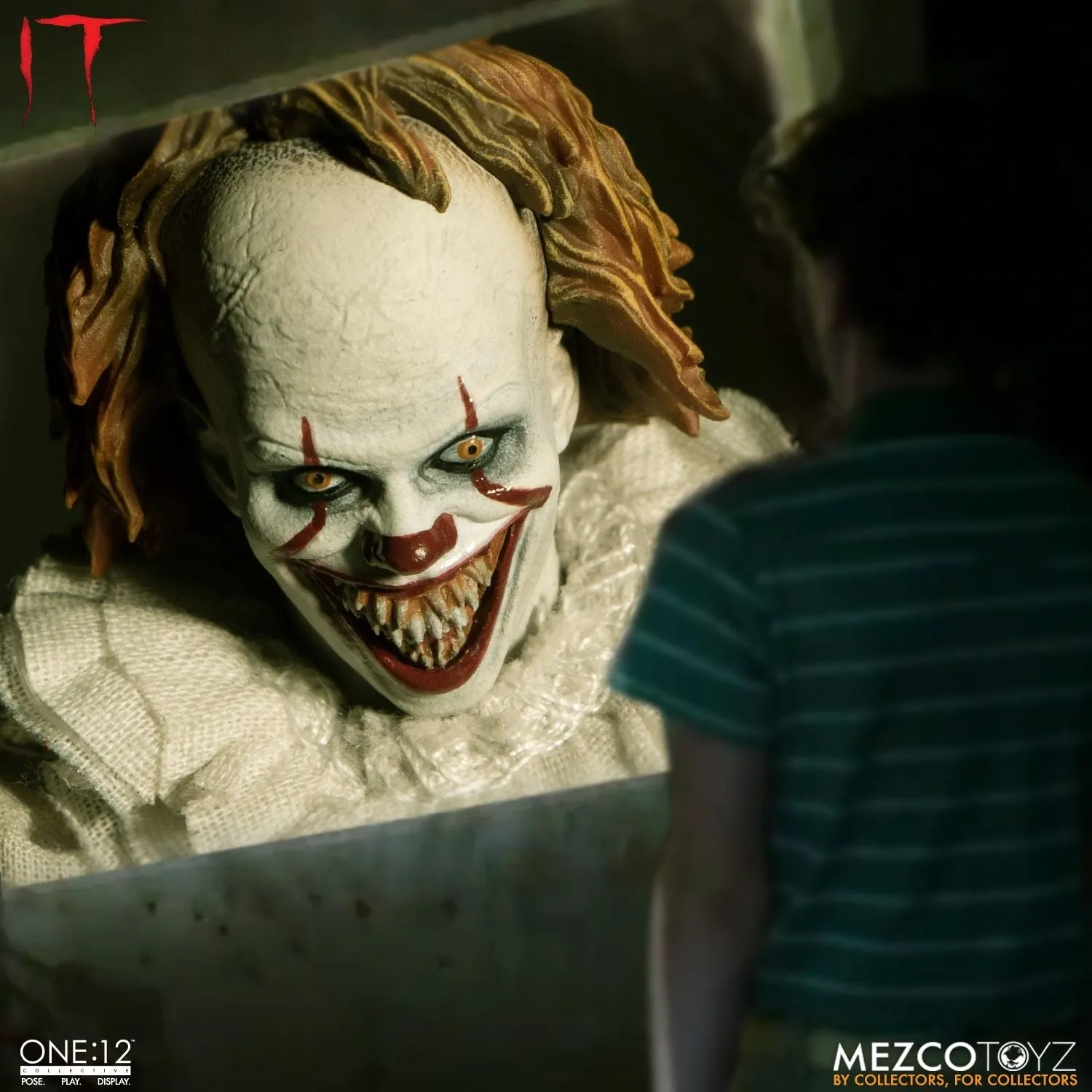 Mezco Toyz ONE:12 Collective: IT: Pennywise Action Figure