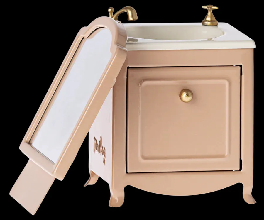 Sink Dresser, Mouse - Powder